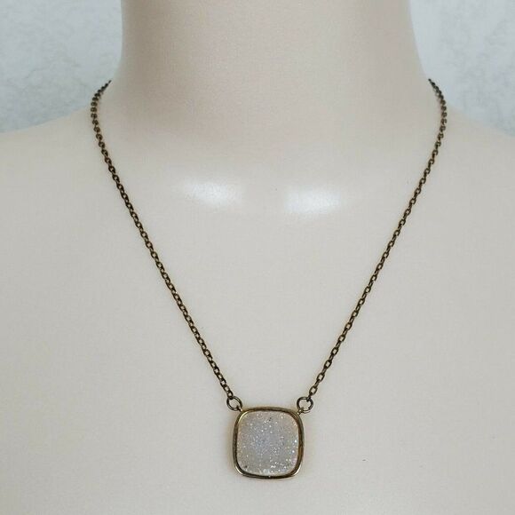 Elise M Crystal Geode Druzy White Pendant Necklace‎ - Picture 11 of 12